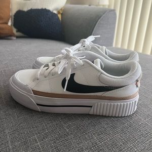 COPY - Nike Court Legacy Lift Womens